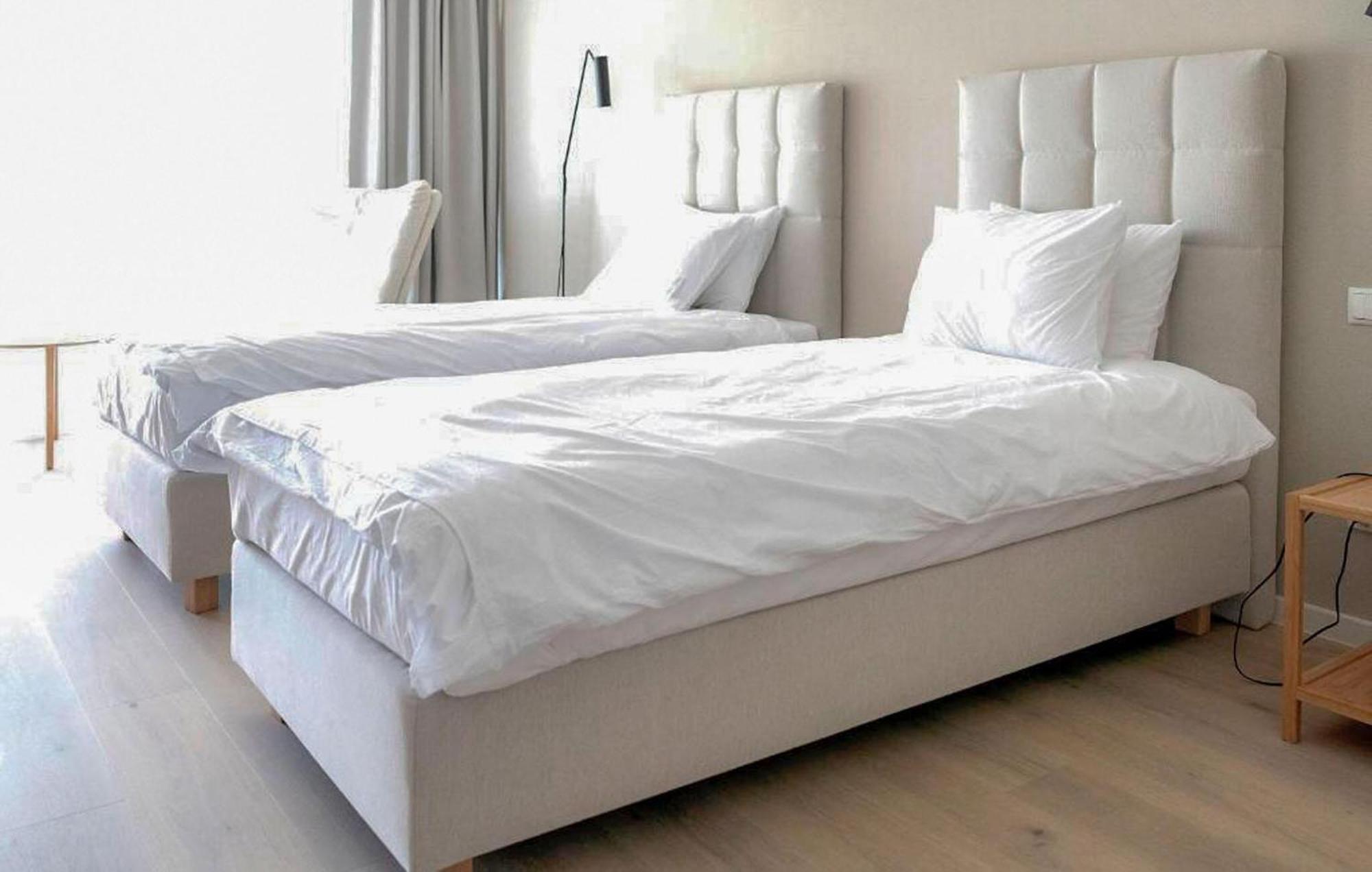 1 Bedroom Awesome Apartment In Binowo Exterior photo